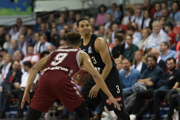 写一个关于 写一个关于