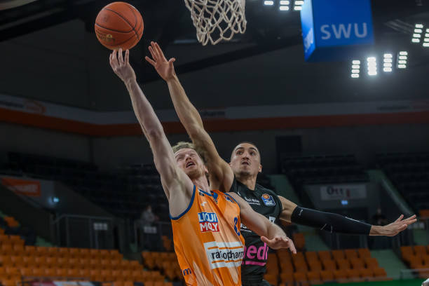 正对切尔西 正对切尔西