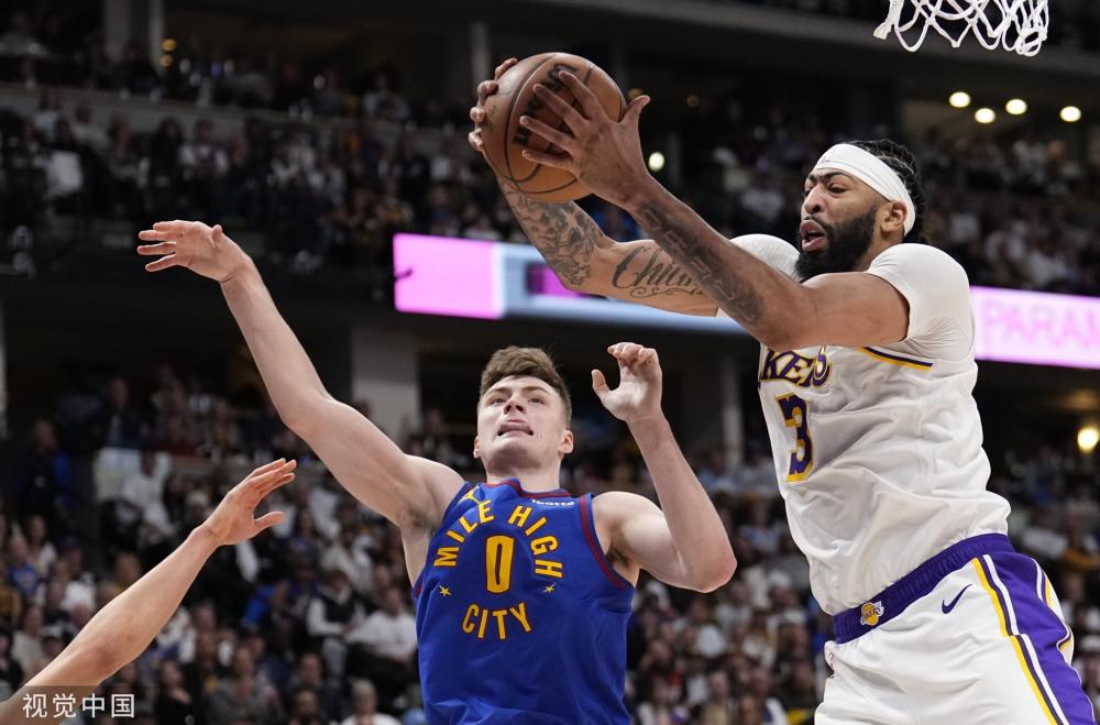 车手在聚光 车手在聚光